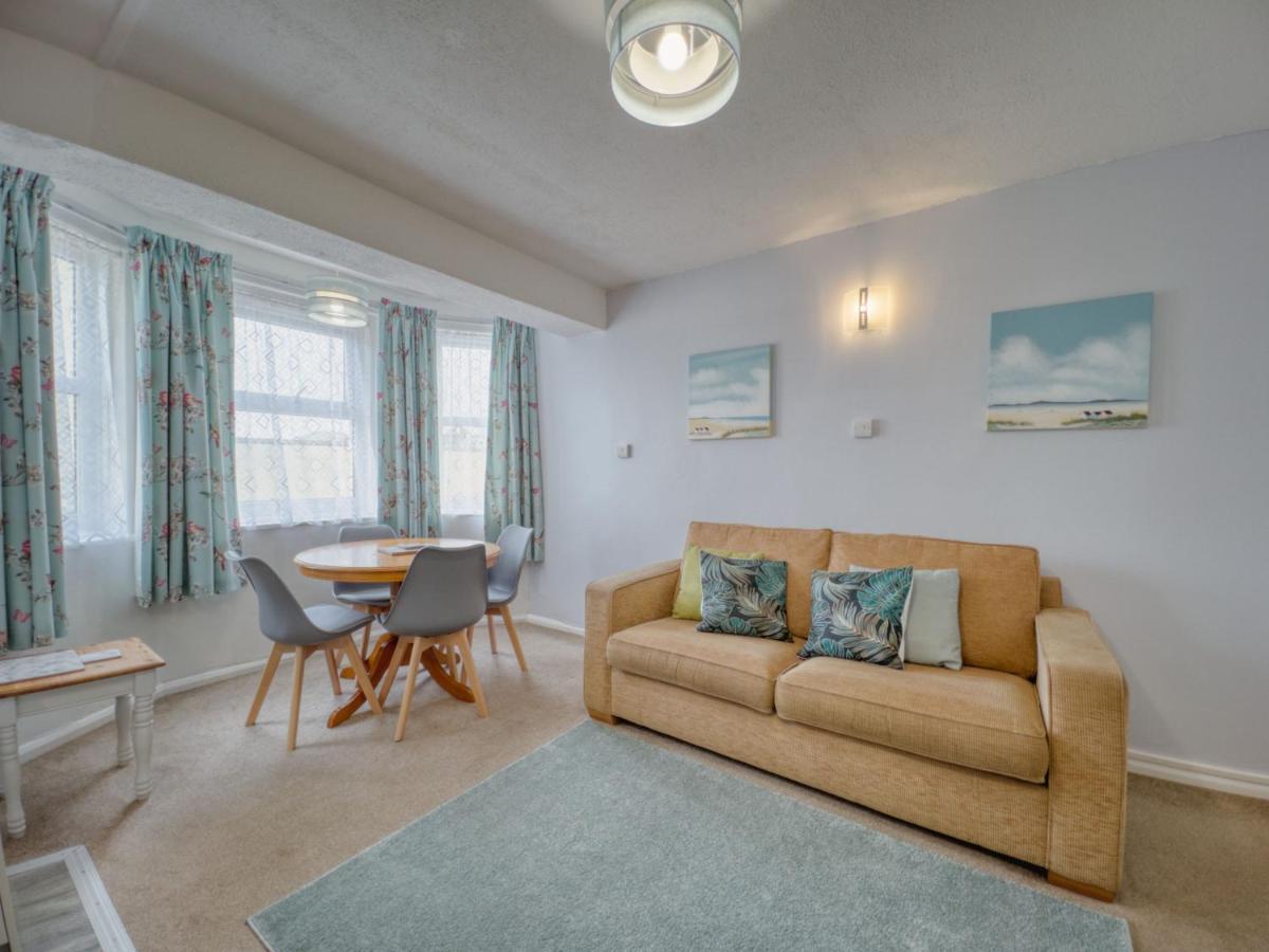 Apartment 7 - 1 Bedroom Sea Front Location - Step Free Access From Rear - Free Parking Paignton Buitenkant foto